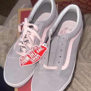 Vans Youth size 6 Light Gray and Soft Pink Sneakers